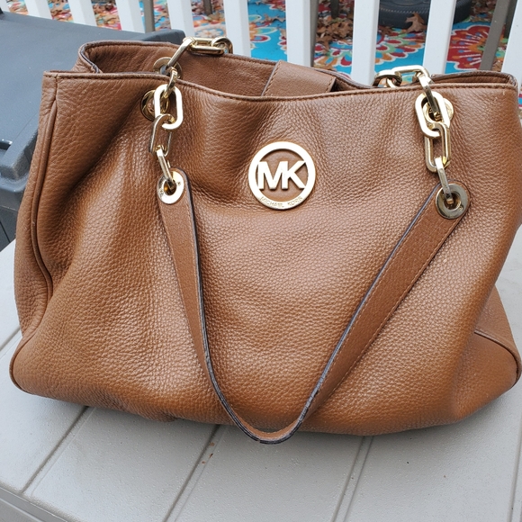Michael Kors Handbags - Michael Kors Tote